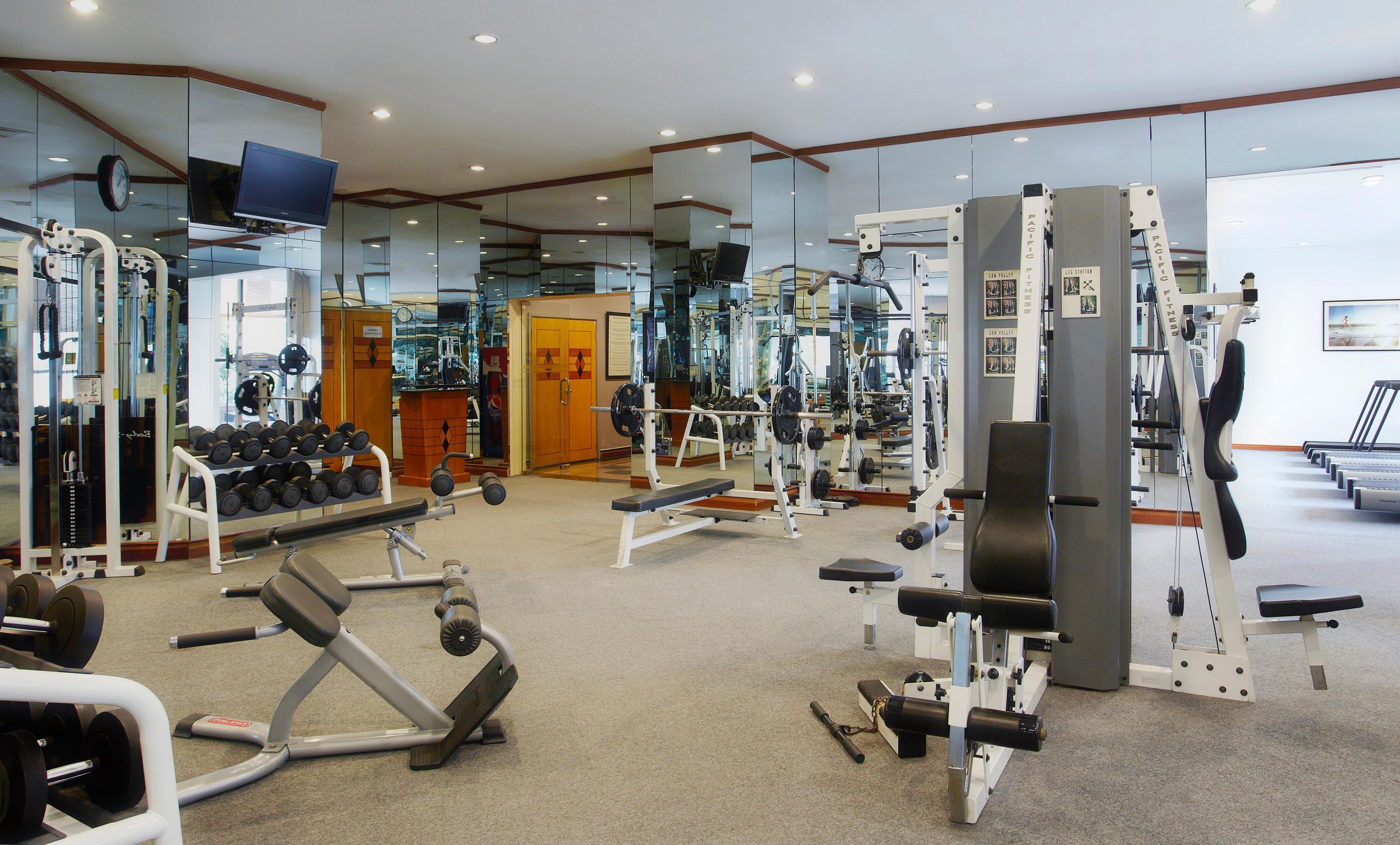 Melia Hanoi Exterior photo A gym at a hotel